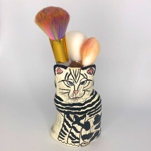 Oxford Elite Ceramic cat small vase